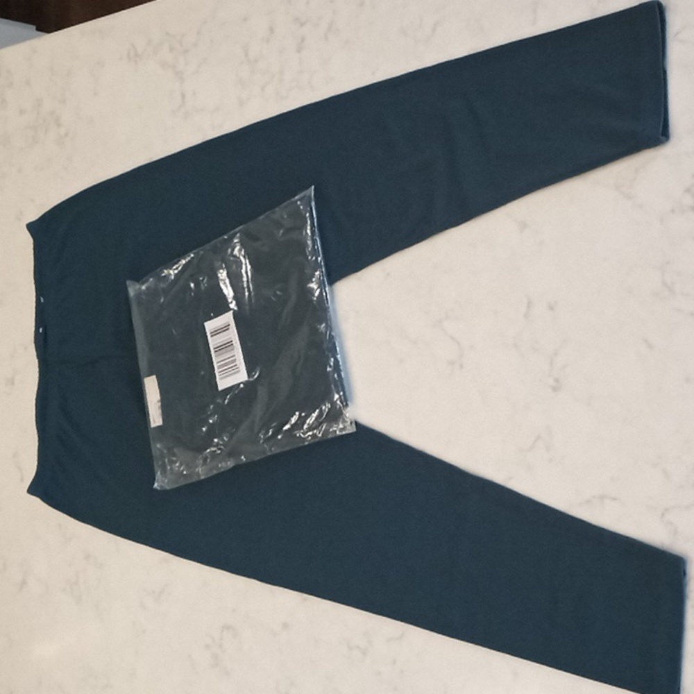 NWT Leggings